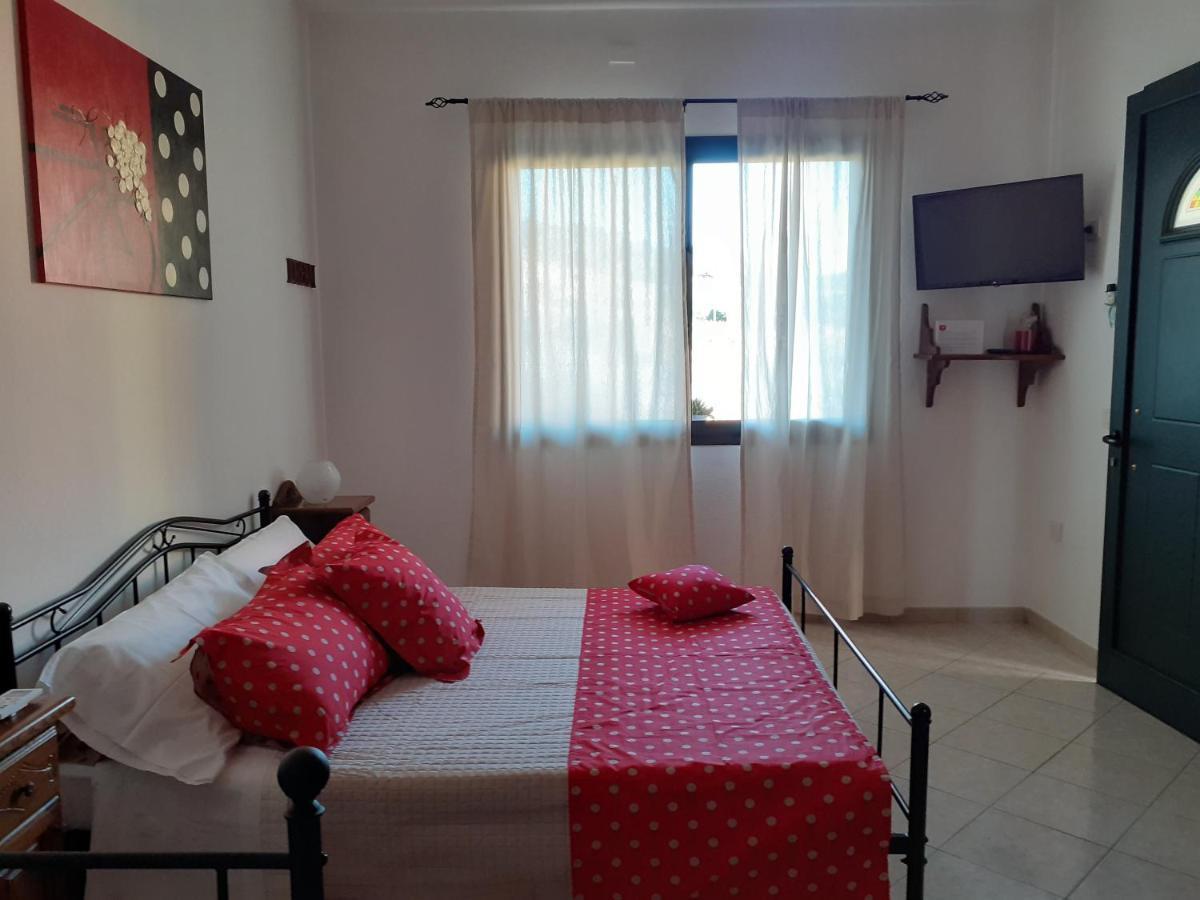 B&B Marzo '51 Villasimius Dış mekan fotoğraf