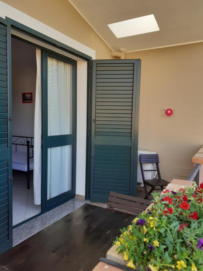 B&B Marzo '51 Villasimius Dış mekan fotoğraf